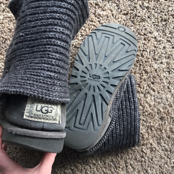 Grey Knit UGGS - Picture 2 of 5